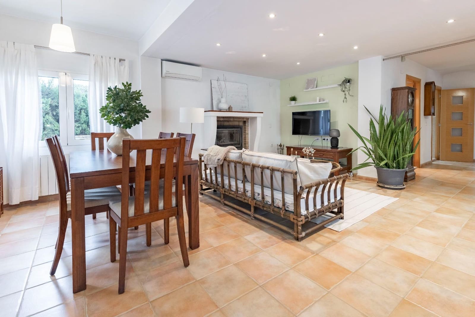 6 soverom Villa til salgs i San Antonio de Benageber med svømmebasseng garasje - € 720 000 (Ref: 9341113)