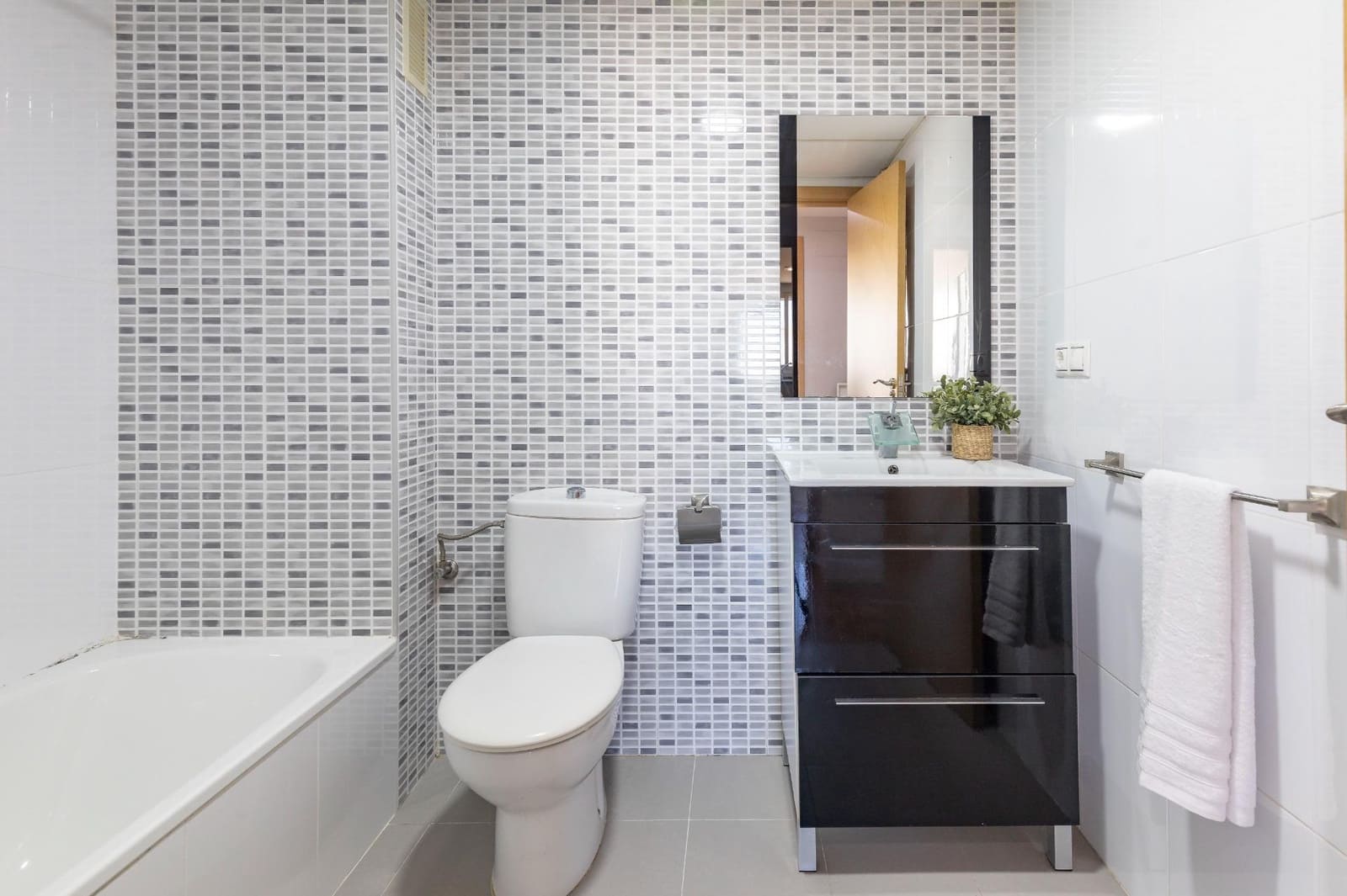 3 slaapkamer Flat te koop in Paiporta met garage - € 235.000 (Ref: 9356121)