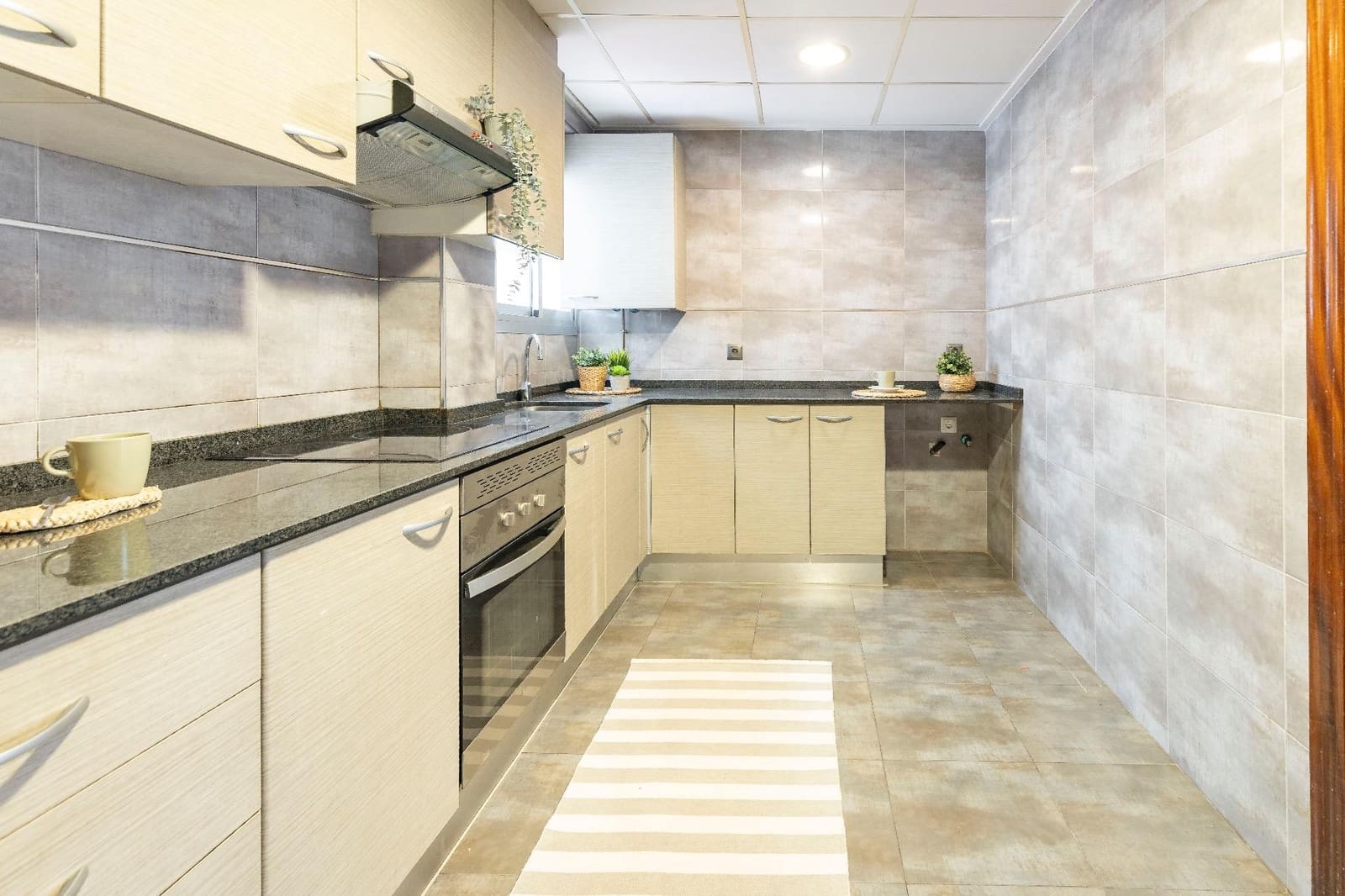 3 soveværelse Lejlighed til salg i Valencia by - € 226.000 (Ref: 9356122)