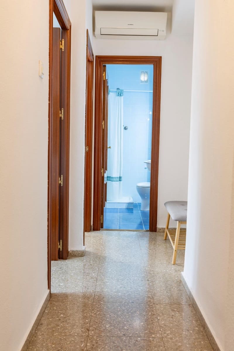 4 bedroom Flat for sale in Moncada - € 220,000 (Ref: 9390583)