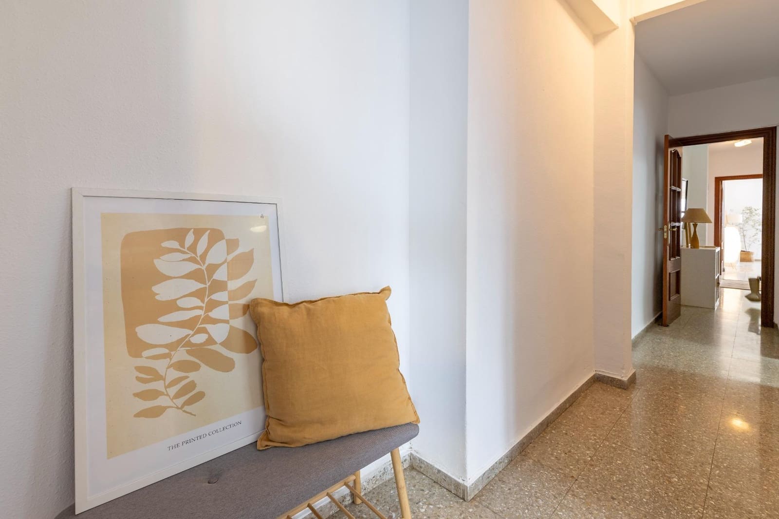 4 bedroom Flat for sale in Moncada - € 220,000 (Ref: 9390583)