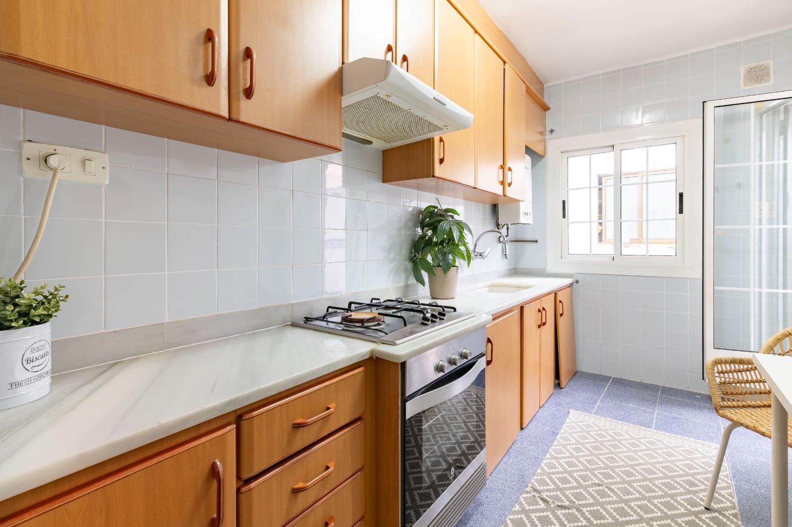 4 bedroom Flat for sale in Moncada - € 220,000 (Ref: 9390583)