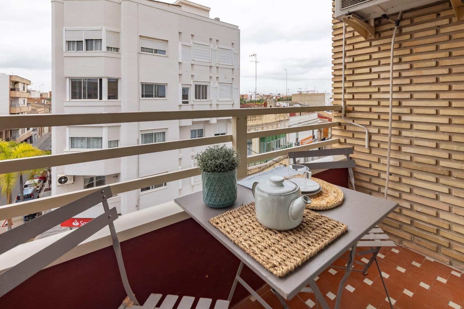 4 bedroom Flat for sale in Moncada - € 220,000 (Ref: 9390583)