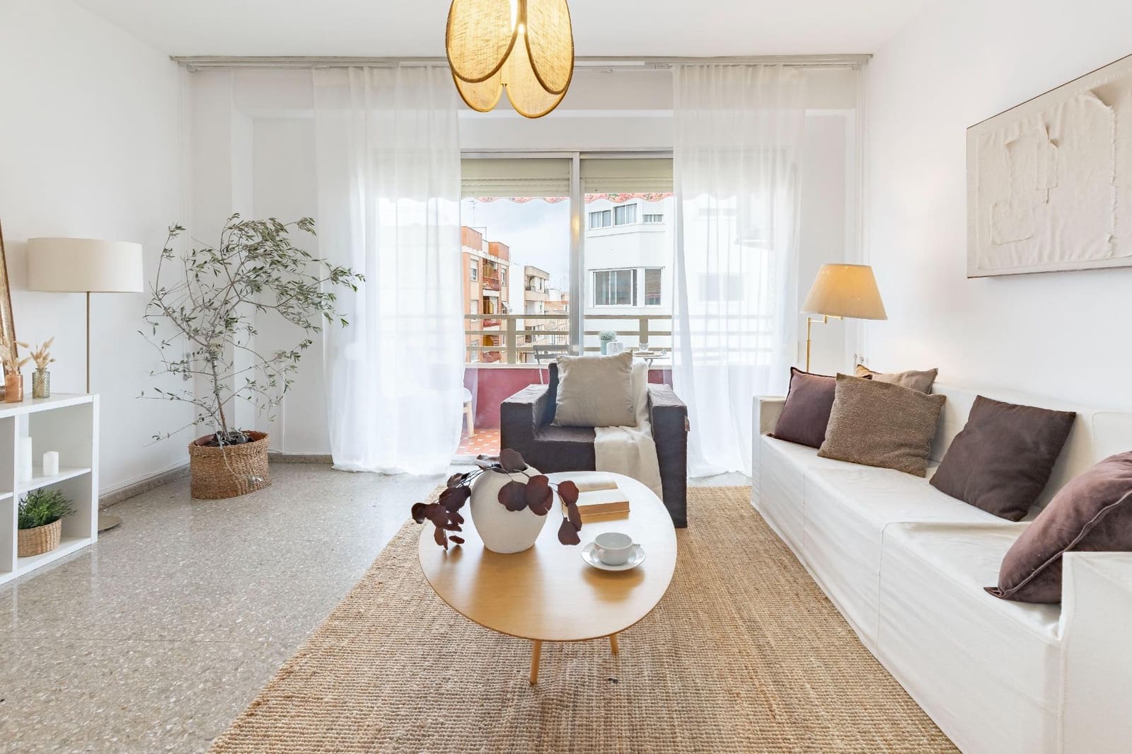 4 bedroom Flat for sale in Moncada - € 220,000 (Ref: 9390583)