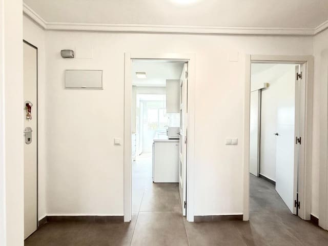 2 bedroom Flat for rent in Burjassot - € 930 (Ref: 9390584)