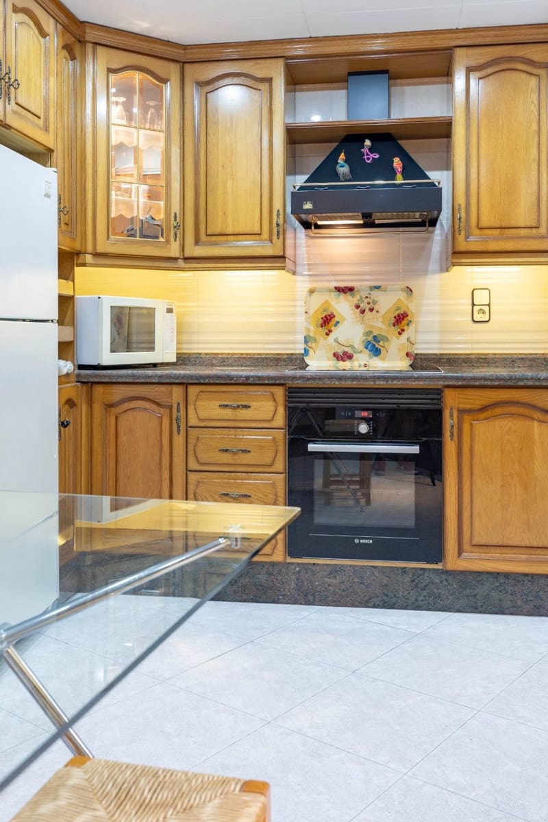 4 sypialnia Mieszkanie na sprzedaż w Miasto Walencja - 599 000 € (Ref: 9390586)