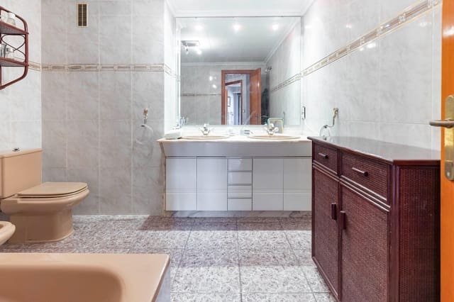 4 sypialnia Mieszkanie na sprzedaż w Patraix, Miasto Walencja - 599 000 € (Ref: 9390586)