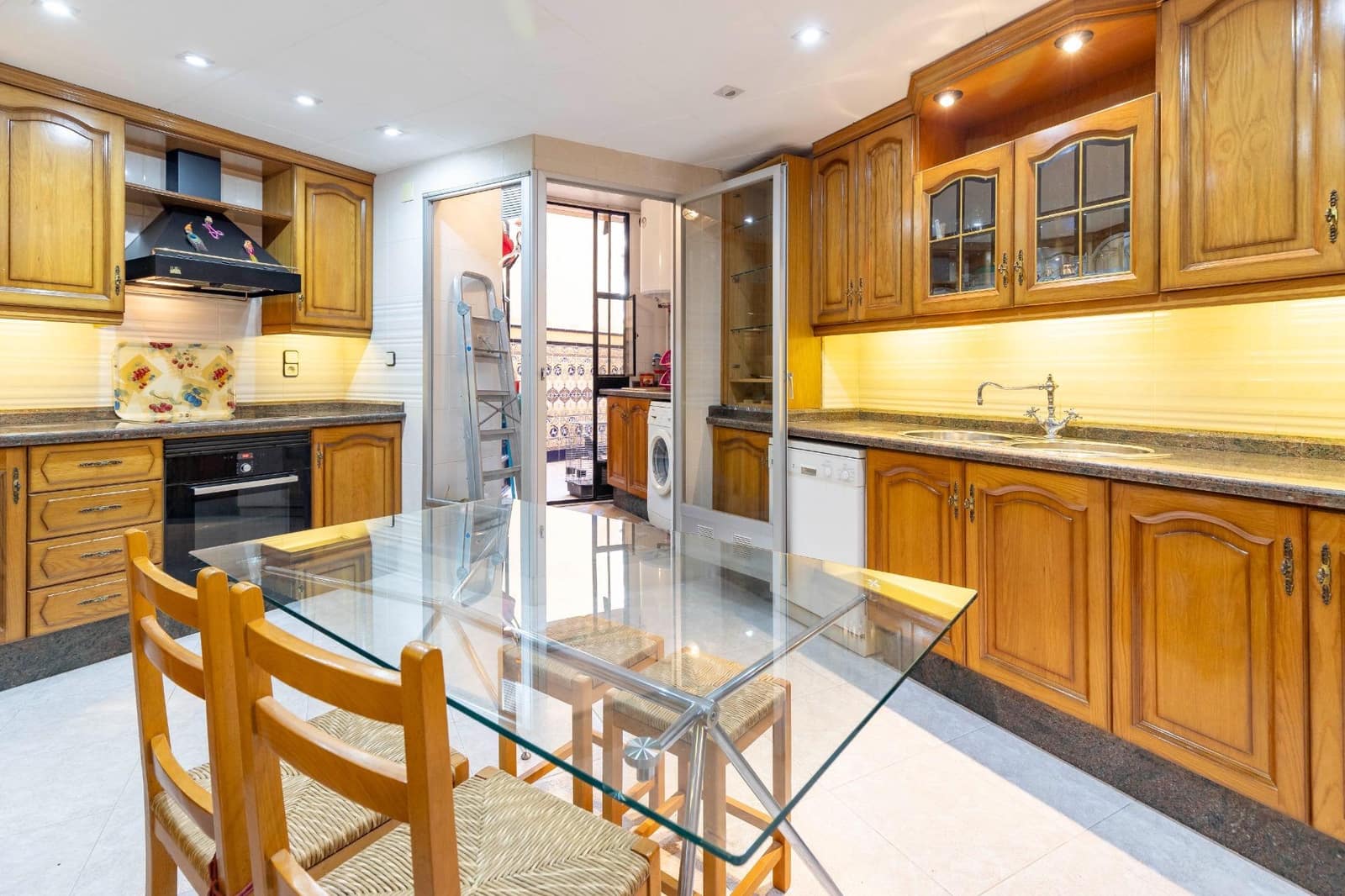 4 sypialnia Mieszkanie na sprzedaż w Miasto Walencja - 599 000 € (Ref: 9390586)