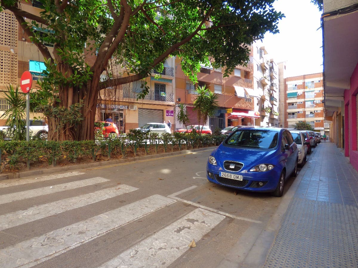 Local Commercial à vendre à Valence ville - 130 000 € (Ref: 9396291)