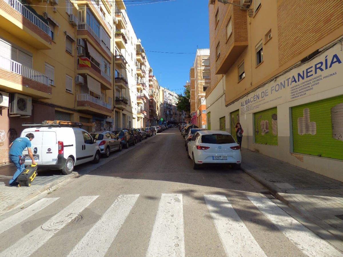 Local Commercial à vendre à Valence ville - 130 000 € (Ref: 9396291)