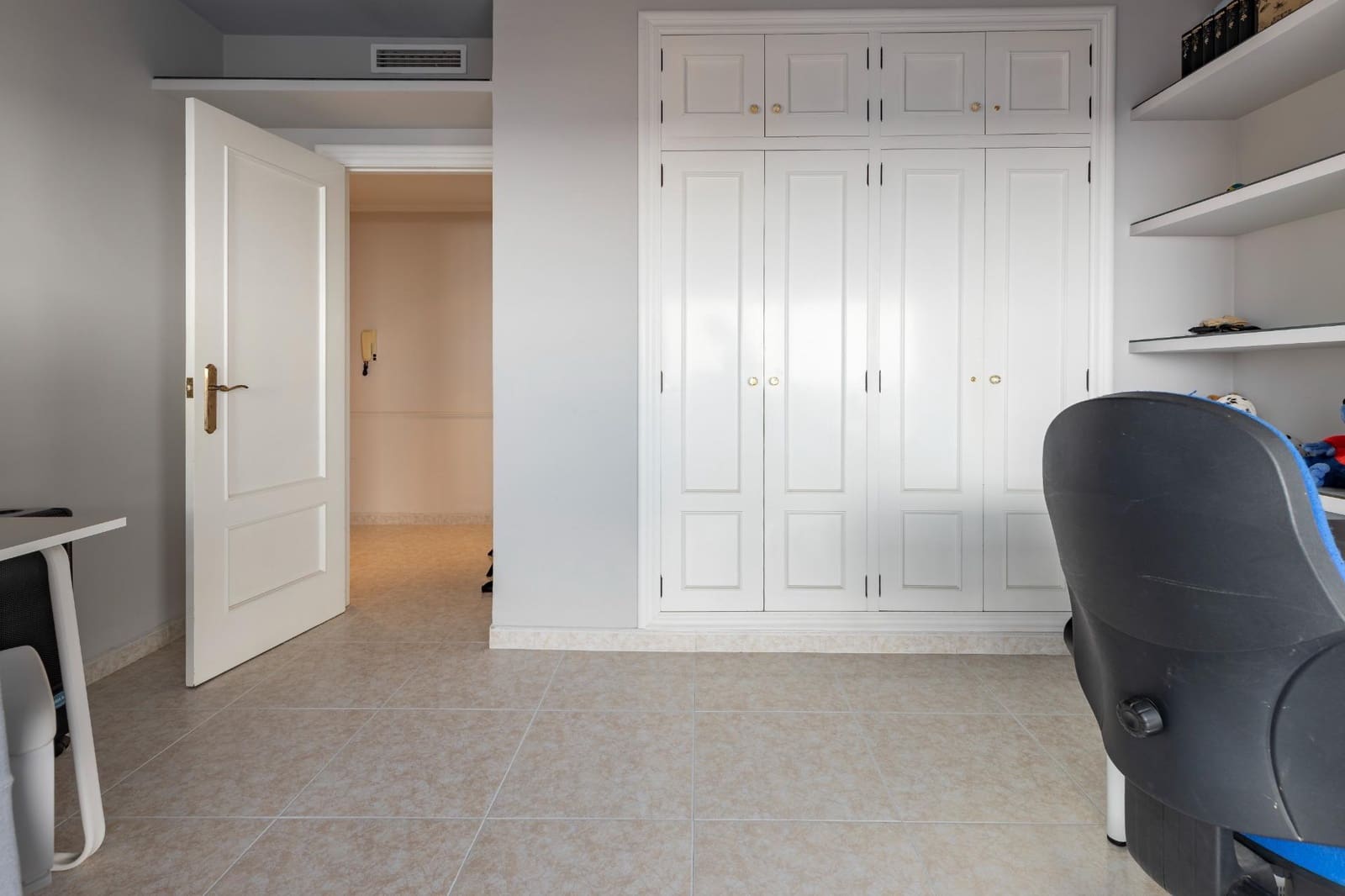 3 bedroom Flat for sale in Chilches - € 240,000 (Ref: 9396292)