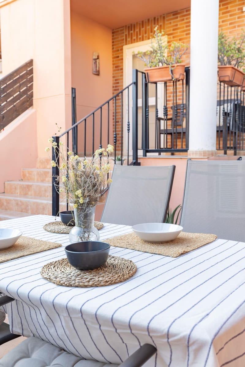 5 soveværelse Rækkehus til salg i San Antonio de Benageber med garage - € 342.000 (Ref: 9406652)