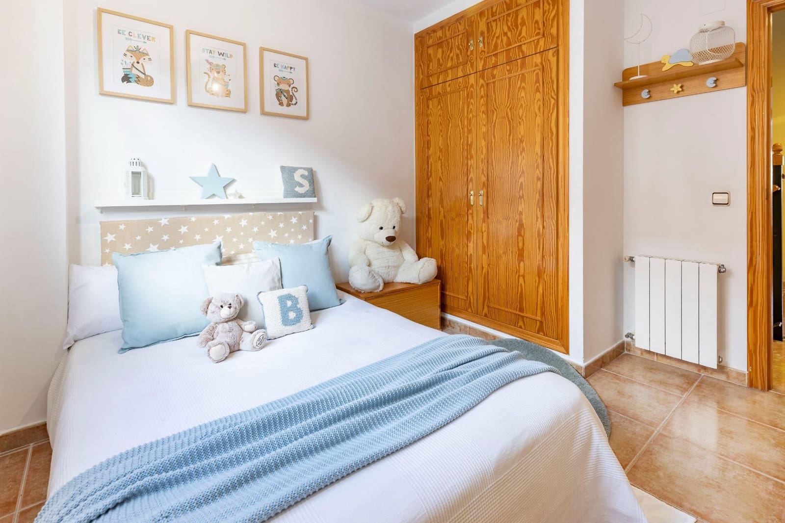 5 soveværelse Rækkehus til salg i San Antonio de Benageber med garage - € 342.000 (Ref: 9406652)