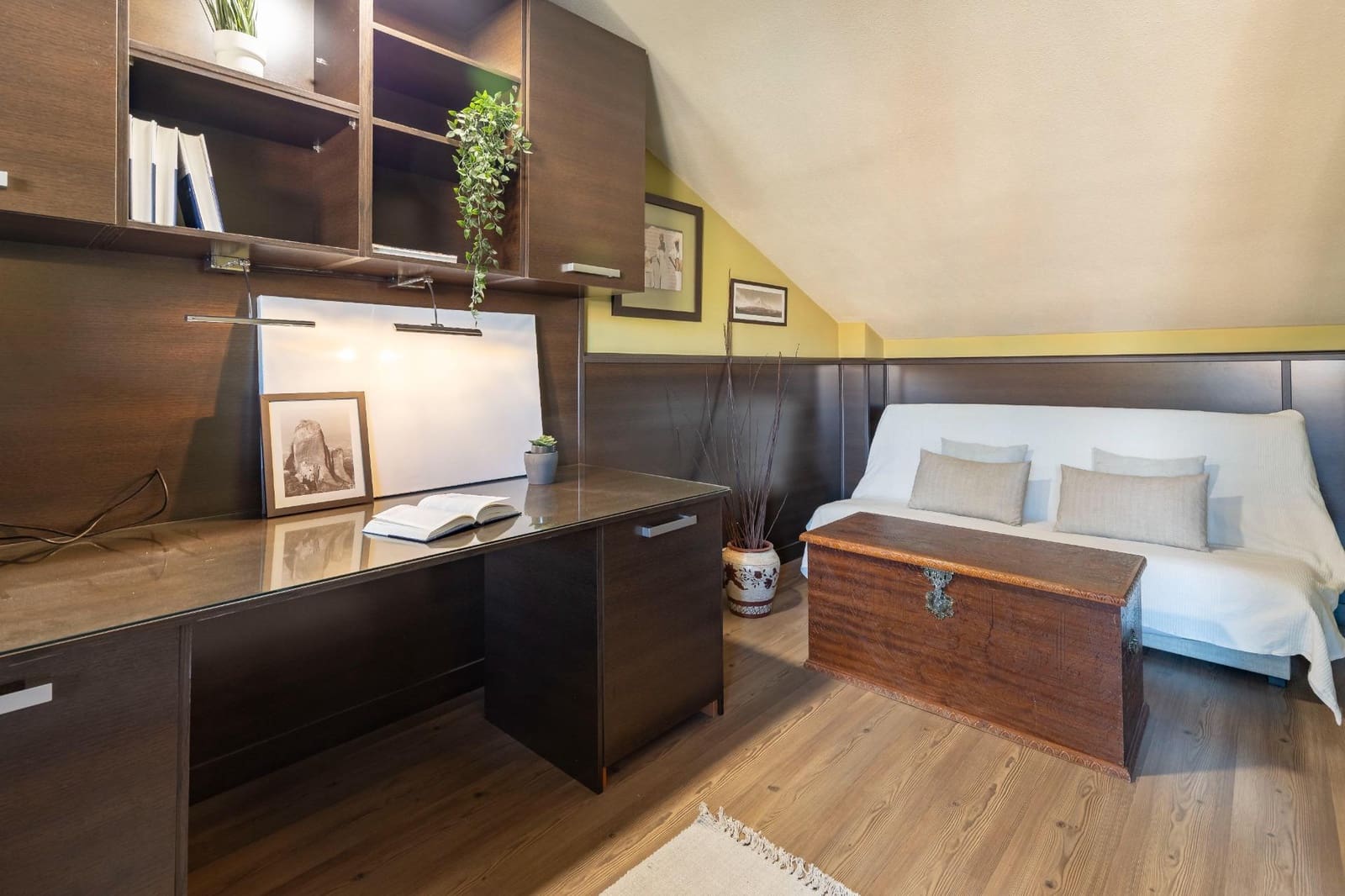 5 soveværelse Rækkehus til salg i San Antonio de Benageber med garage - € 342.000 (Ref: 9406652)