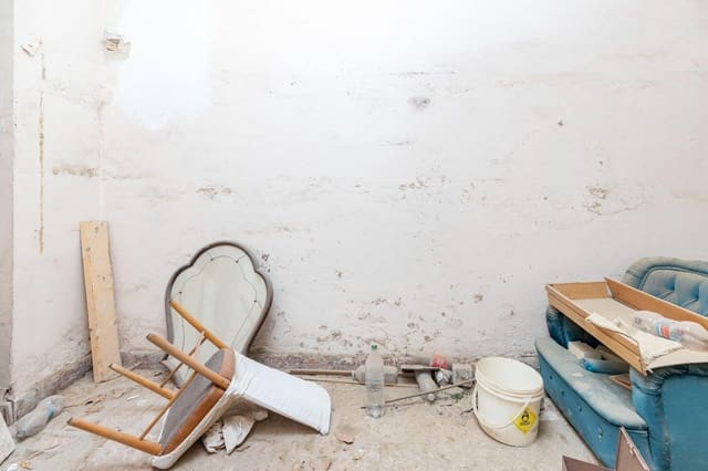 3 soveværelse Lejlighed til salg i El Grau, Valencia by - € 195.000 (Ref: 9422335)