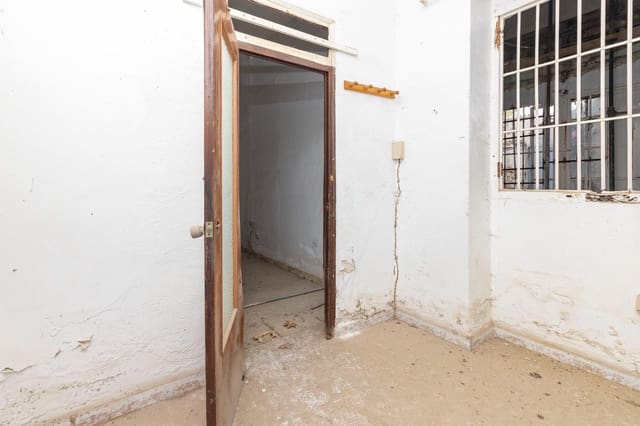 3 soveværelse Lejlighed til salg i El Grau, Valencia by - € 195.000 (Ref: 9422335)