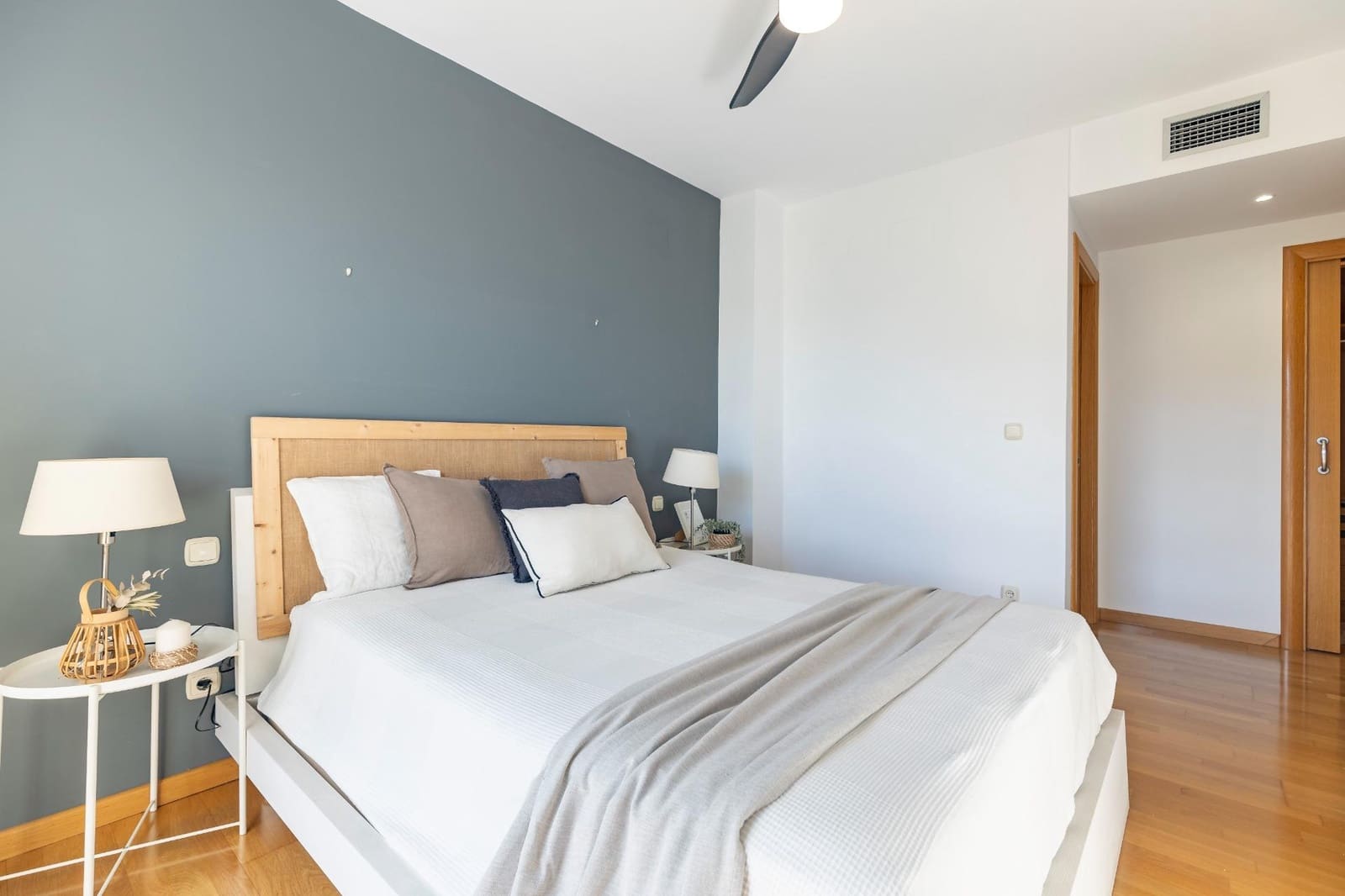 3 sypialnia Mieszkanie na sprzedaż w Miasto Walencja z basenem garażem - 600 000 € (Ref: 9440268)