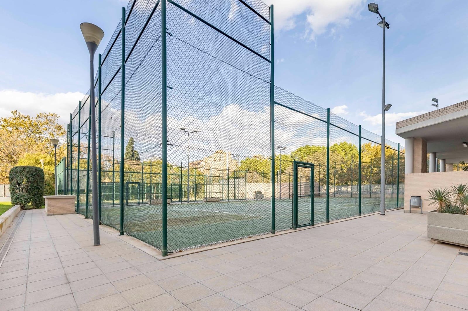 3 sypialnia Mieszkanie na sprzedaż w Miasto Walencja z basenem garażem - 600 000 € (Ref: 9440268)