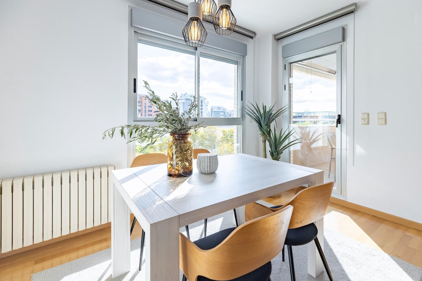 3 slaapkamer Flat te koop in Valencia stad met zwembad garage - € 600.000 (Ref: 9440268)