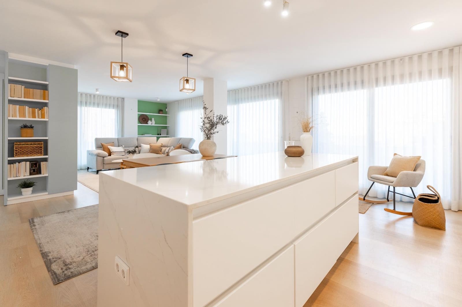 3 sypialnia Penthouse na sprzedaż w Miasto Walencja z garażem - 799 000 € (Ref: 9440270)