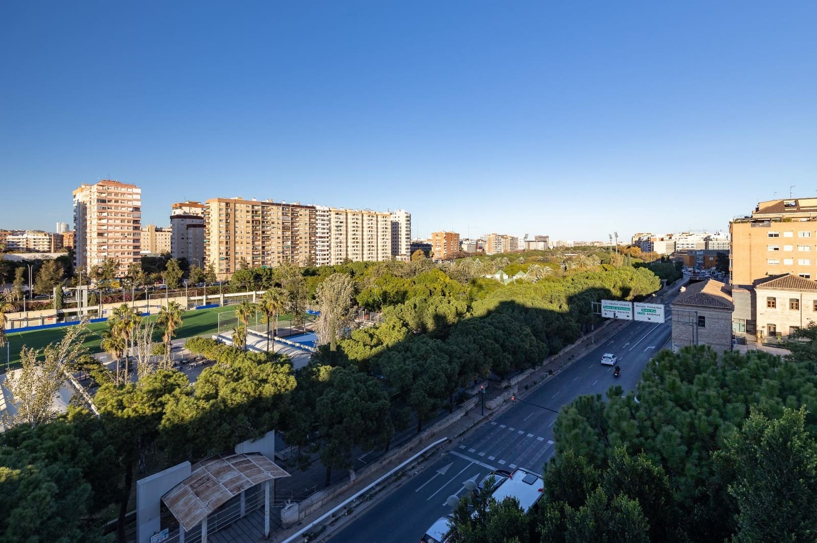 3 sypialnia Penthouse na sprzedaż w Miasto Walencja z garażem - 799 000 € (Ref: 9440270)