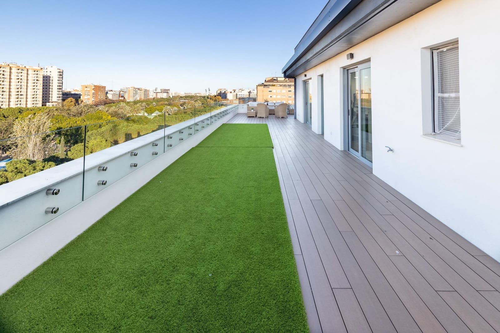 3 sypialnia Penthouse na sprzedaż w Miasto Walencja z garażem - 799 000 € (Ref: 9440270)