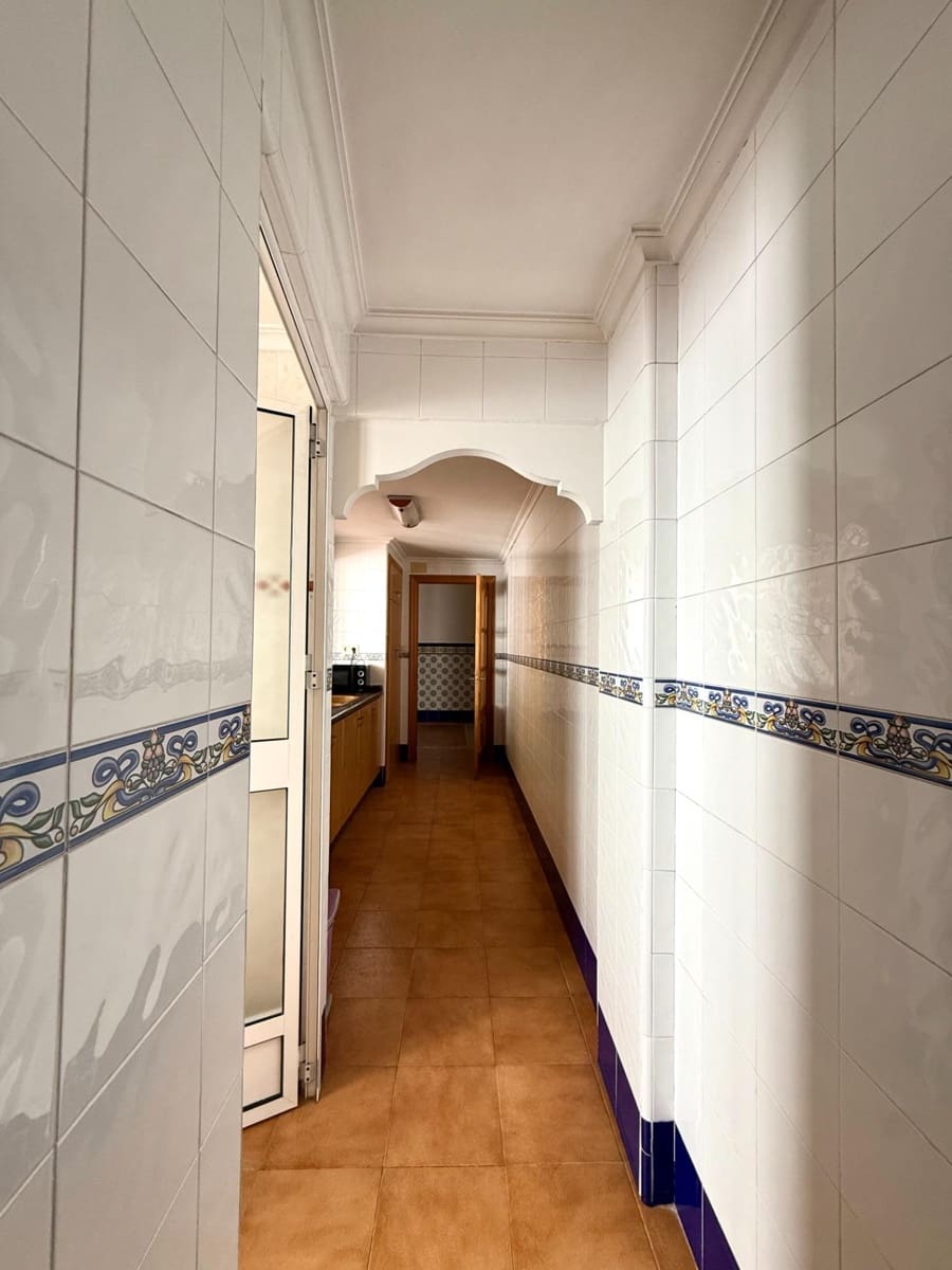 5 sypialnia Dom do wynajęcia w Miasto Walencja z garażem - 1 400 € (Ref: 9452863)