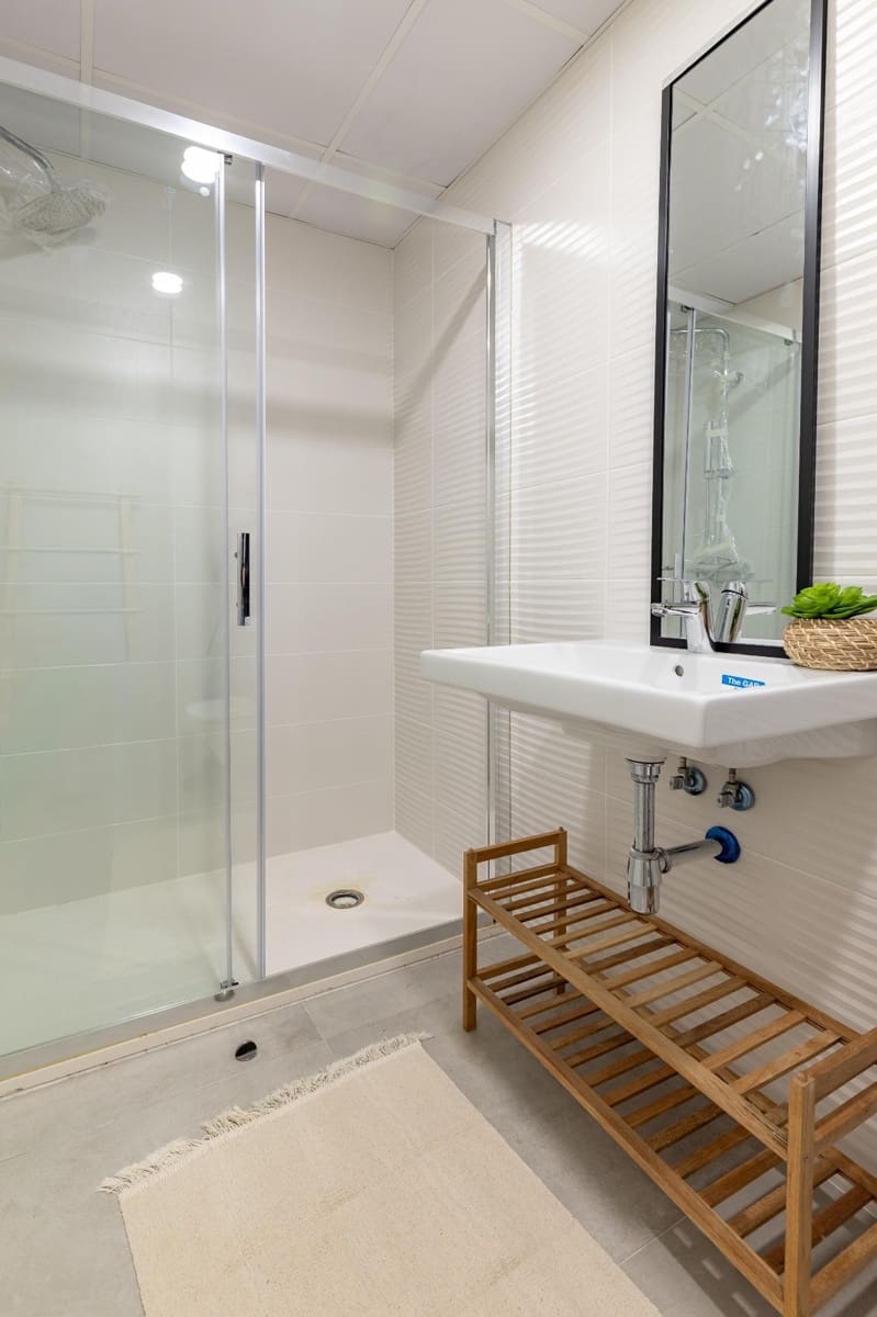 2 sypialnia Mieszkanie na sprzedaż w Manises z basenem - 240 000 € (Ref: 9456534)