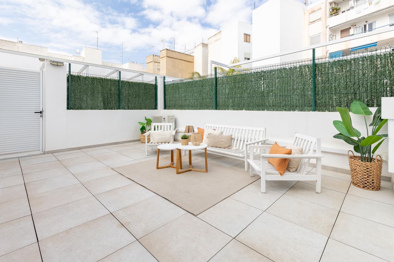 2 sypialnia Mieszkanie na sprzedaż w Manises z basenem - 240 000 € (Ref: 9456534)