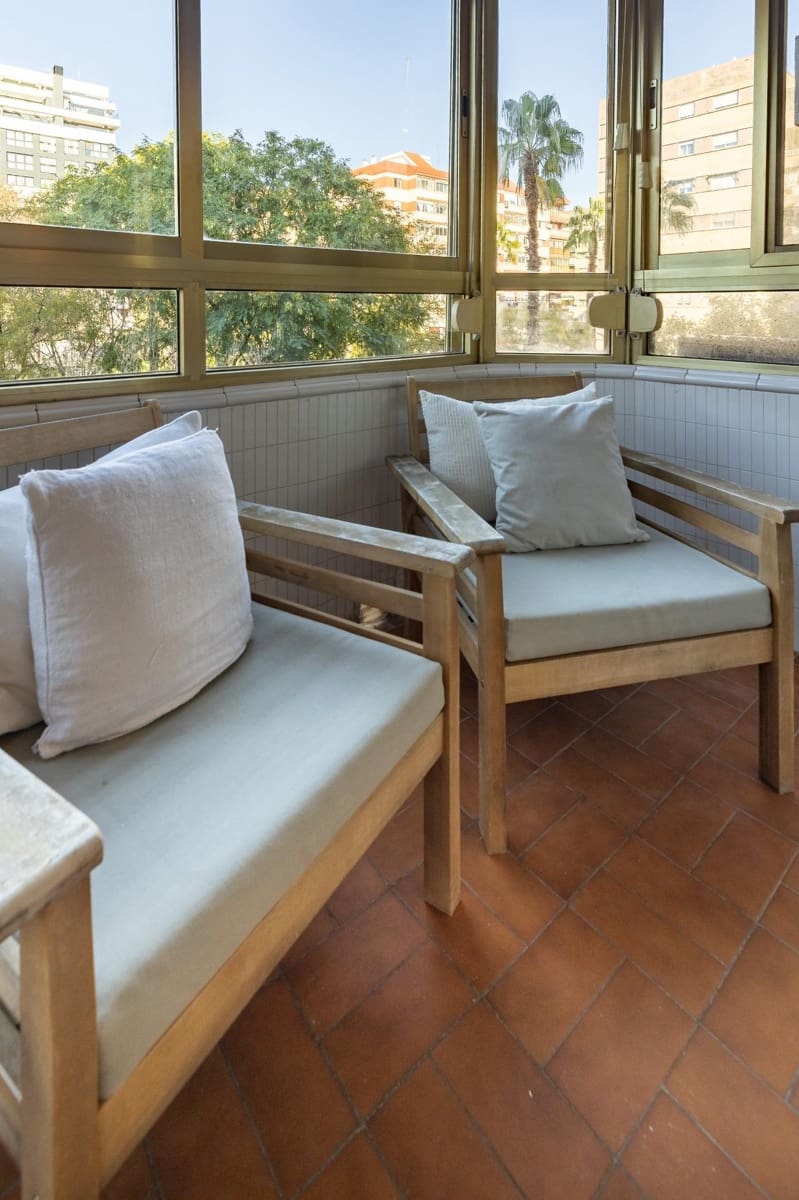 3 slaapkamer Flat te koop in Valencia stad met garage - € 295.000 (Ref: 9476185)