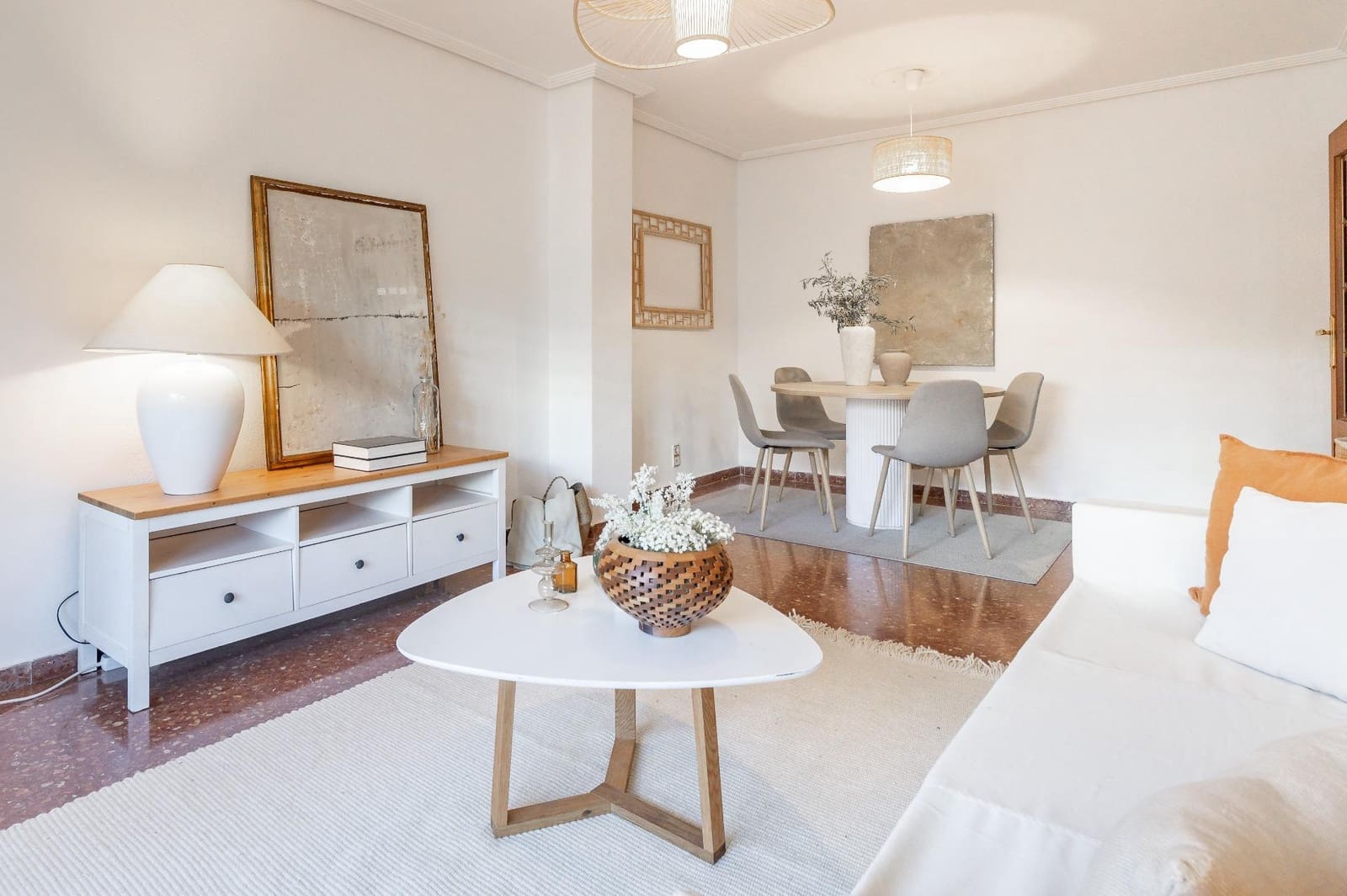 3 slaapkamer Flat te koop in Valencia stad met garage - € 295.000 (Ref: 9476185)