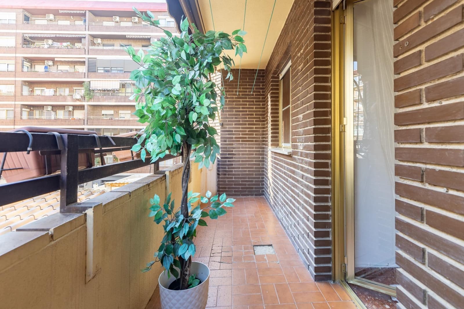 3 slaapkamer Flat te koop in Valencia stad met garage - € 295.000 (Ref: 9476185)