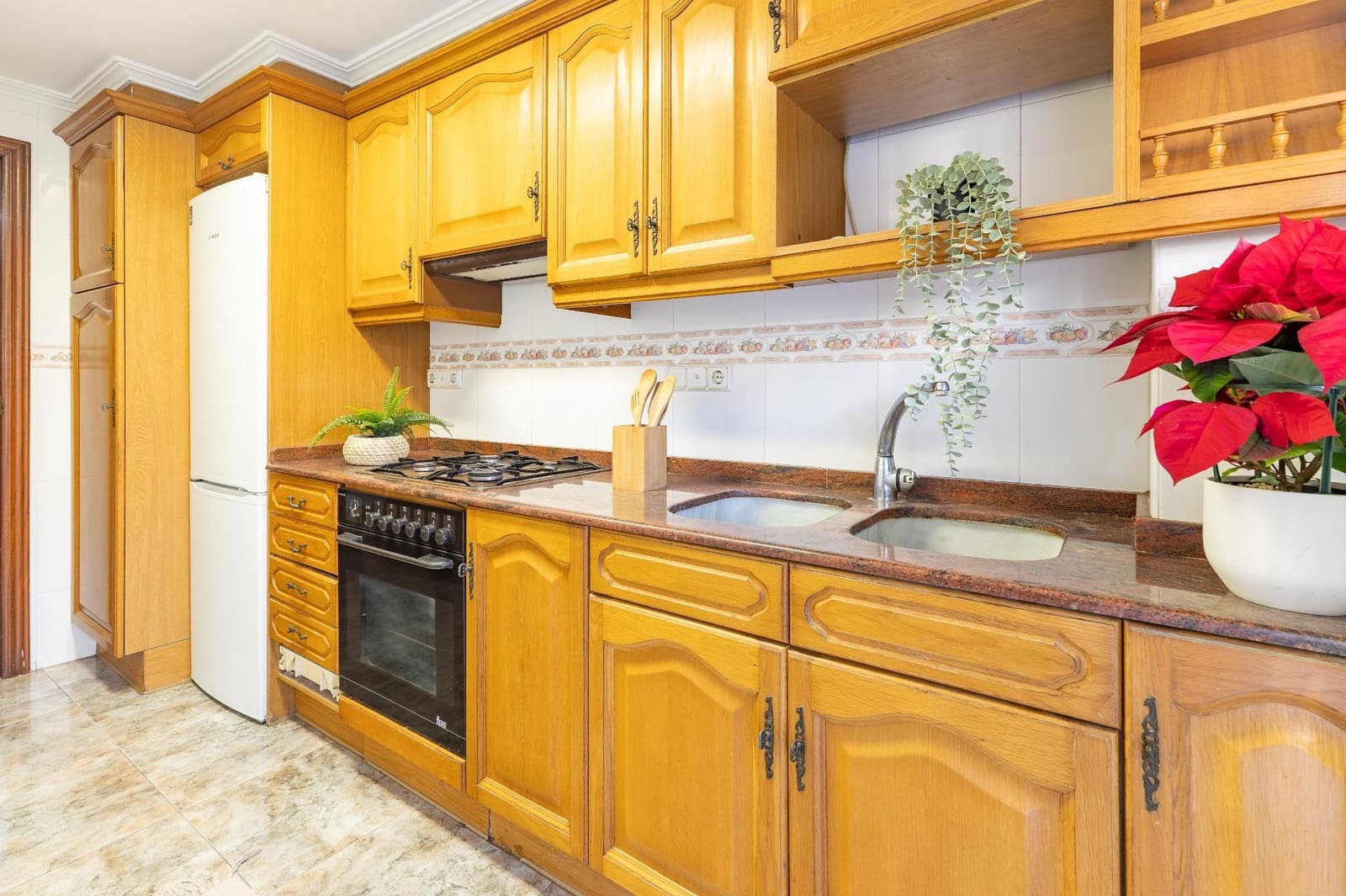 3 slaapkamer Flat te koop in Valencia stad met garage - € 295.000 (Ref: 9476185)