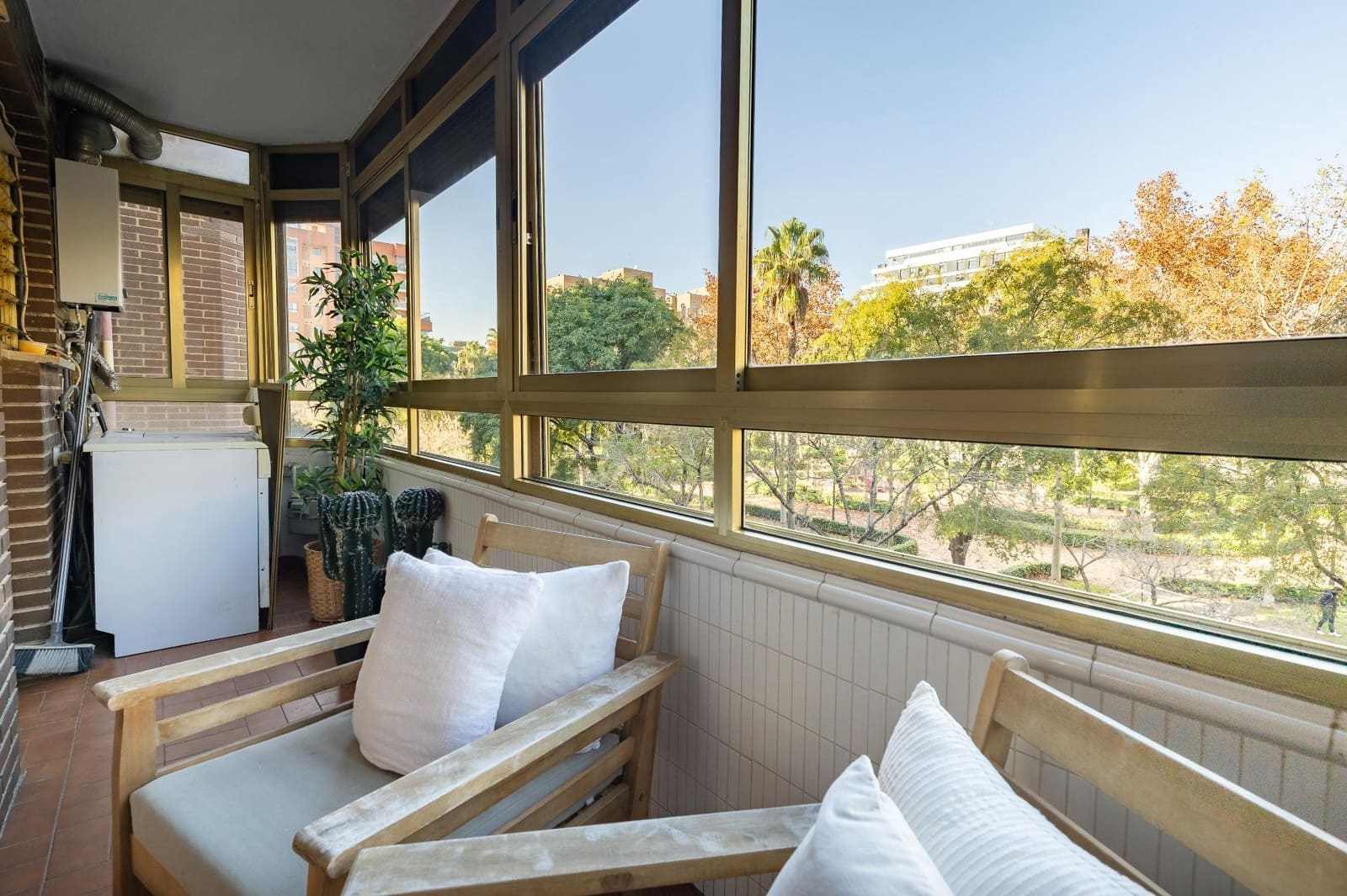 3 slaapkamer Flat te koop in Valencia stad met garage - € 295.000 (Ref: 9476185)