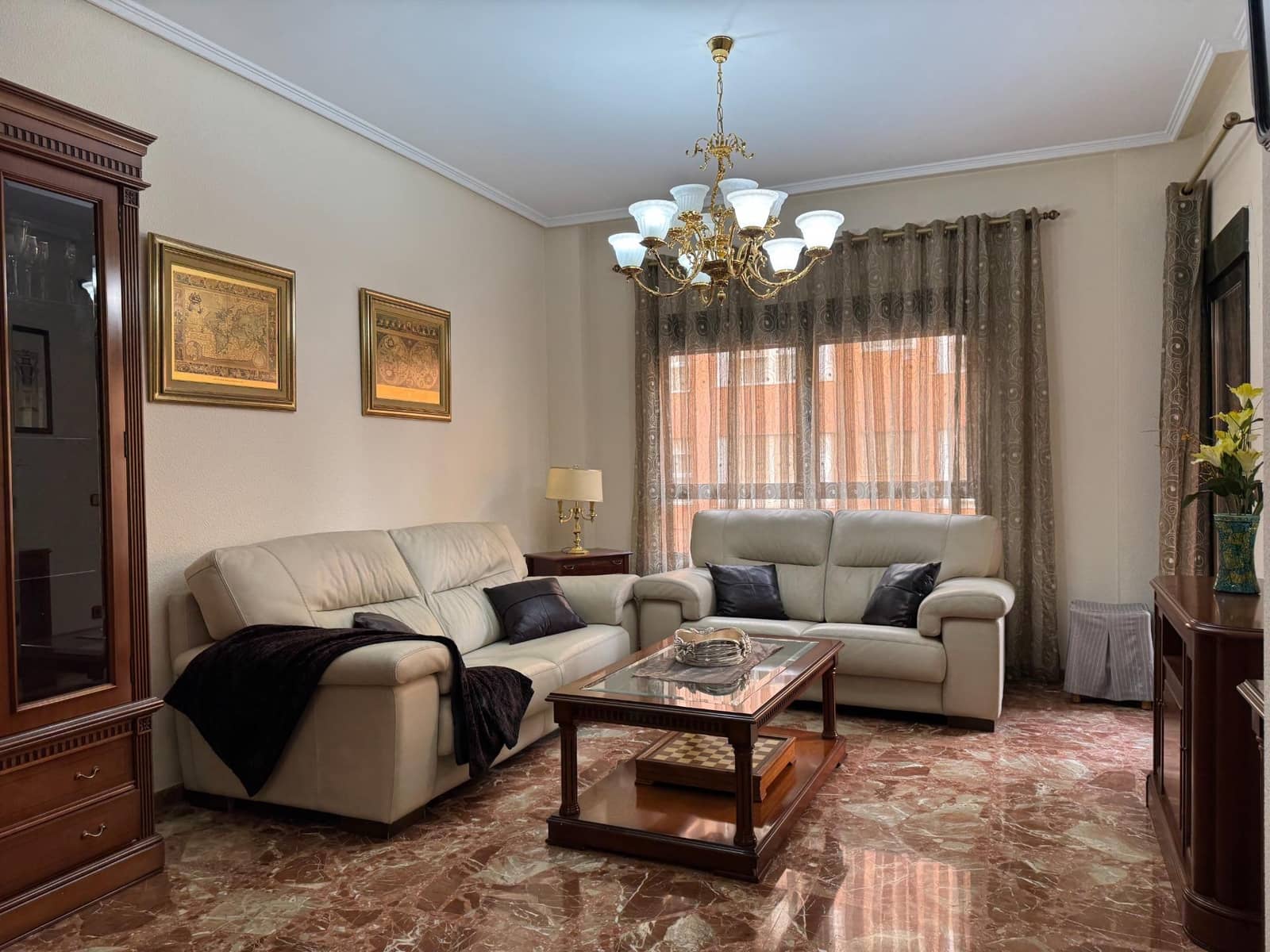 4 soverom Leilighet til leie i Valencia by med garasje - € 1 500 (Ref: 9497582)