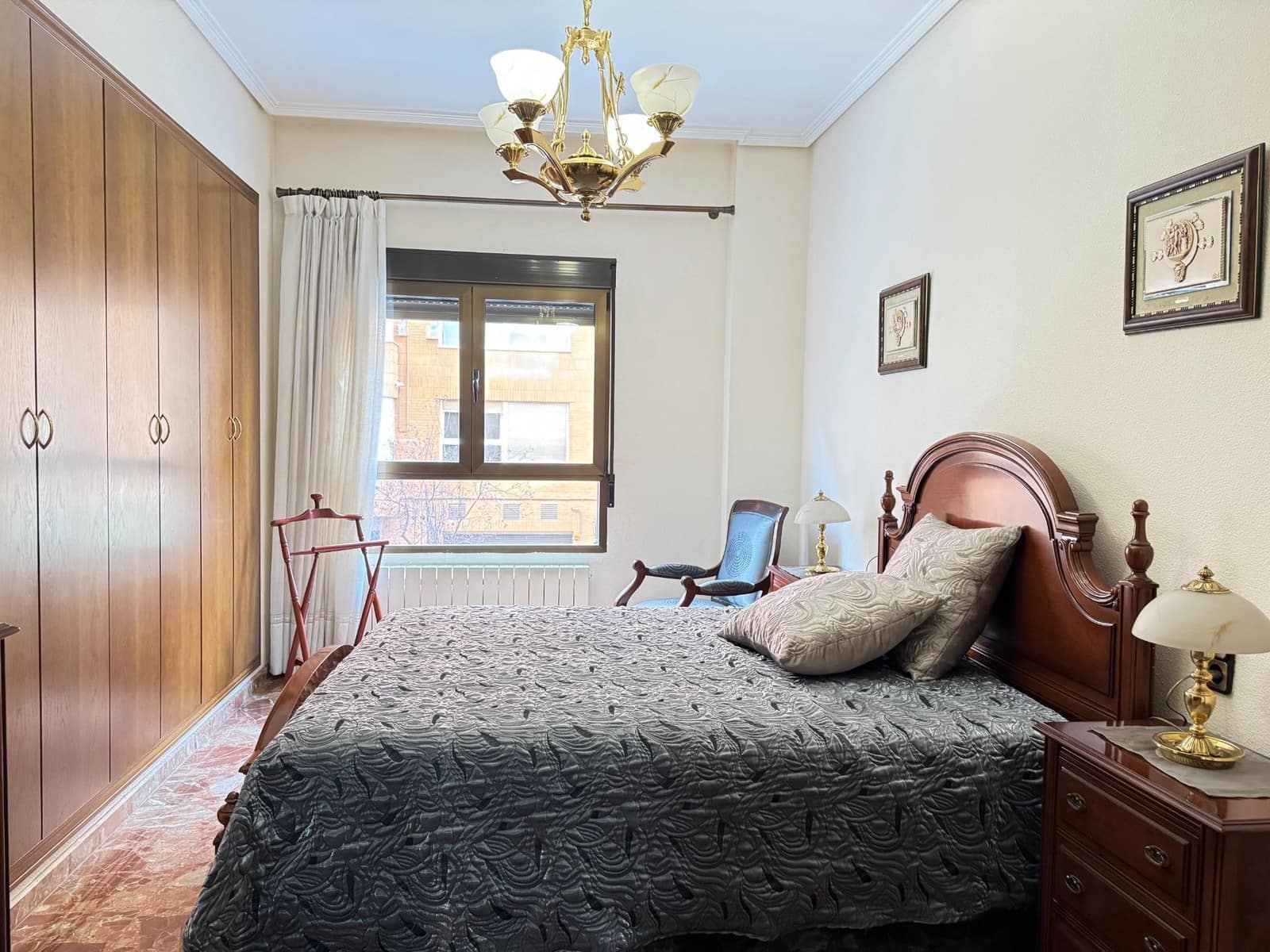 4 soverom Leilighet til leie i Valencia by med garasje - € 1 500 (Ref: 9497582)