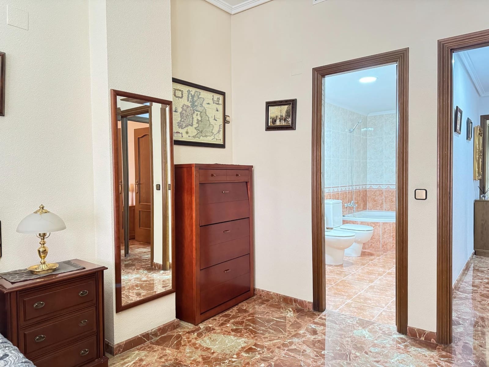 4 soverom Leilighet til leie i Valencia by med garasje - € 1 500 (Ref: 9497582)