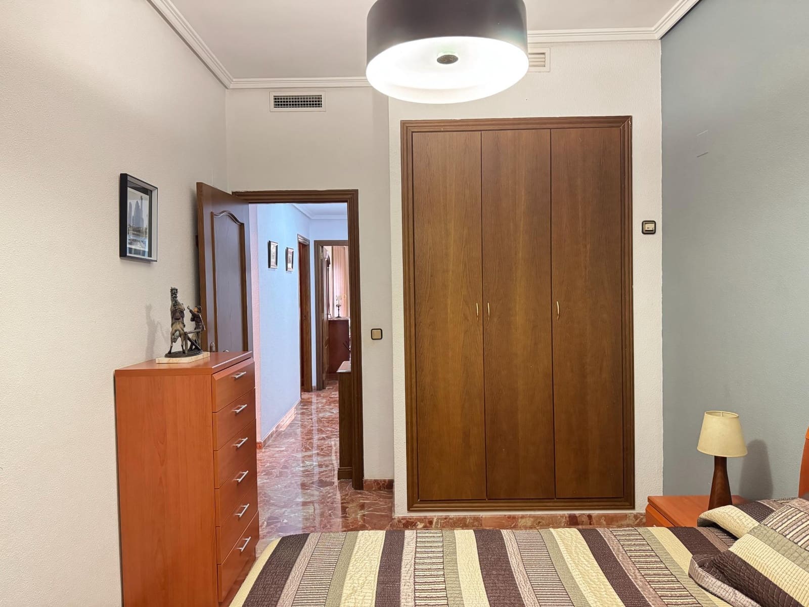 4 soverom Leilighet til leie i Valencia by med garasje - € 1 500 (Ref: 9497582)