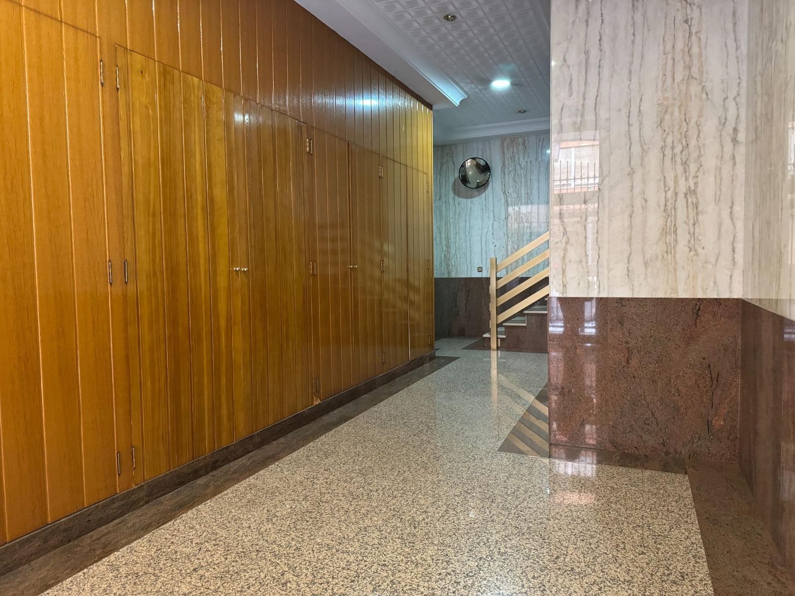 4 soverom Leilighet til leie i Valencia by med garasje - € 1 500 (Ref: 9497582)