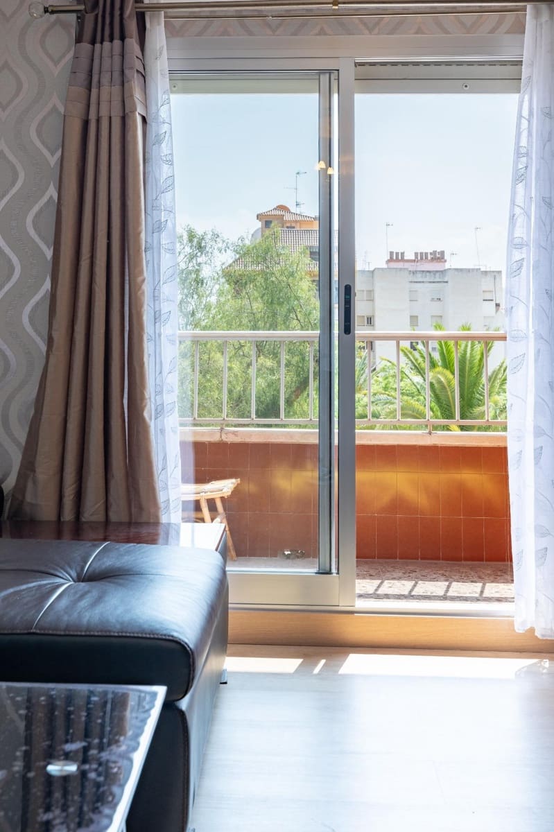 4 bedroom Flat for sale in Sagunto / Sagunt - € 180,000 (Ref: 9497583)