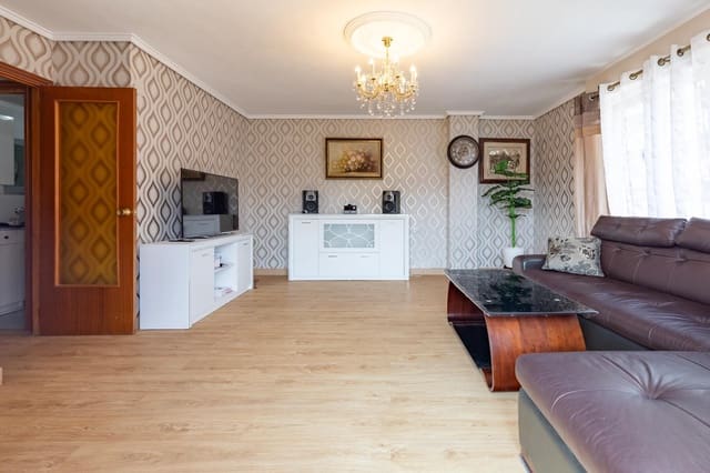 4 chambre Appartement à vendre à Sagunto / Sagunt - 180 000 € (Ref: 9497583)