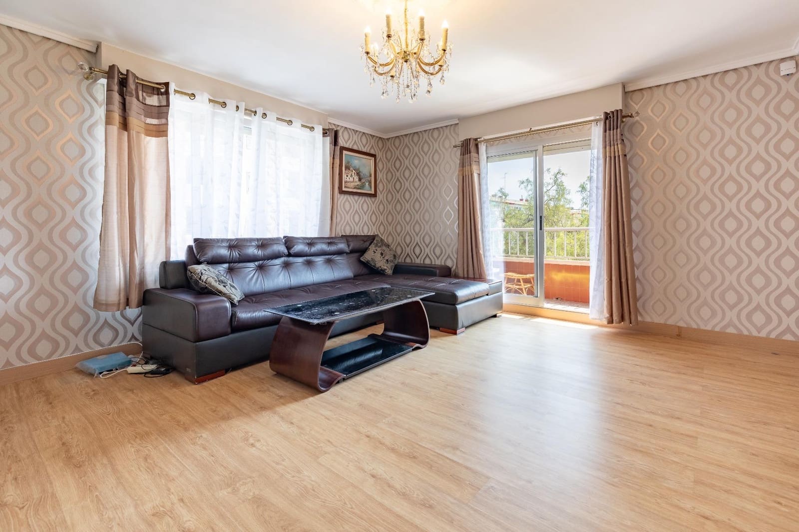 4 bedroom Flat for sale in Sagunto / Sagunt - € 180,000 (Ref: 9497583)