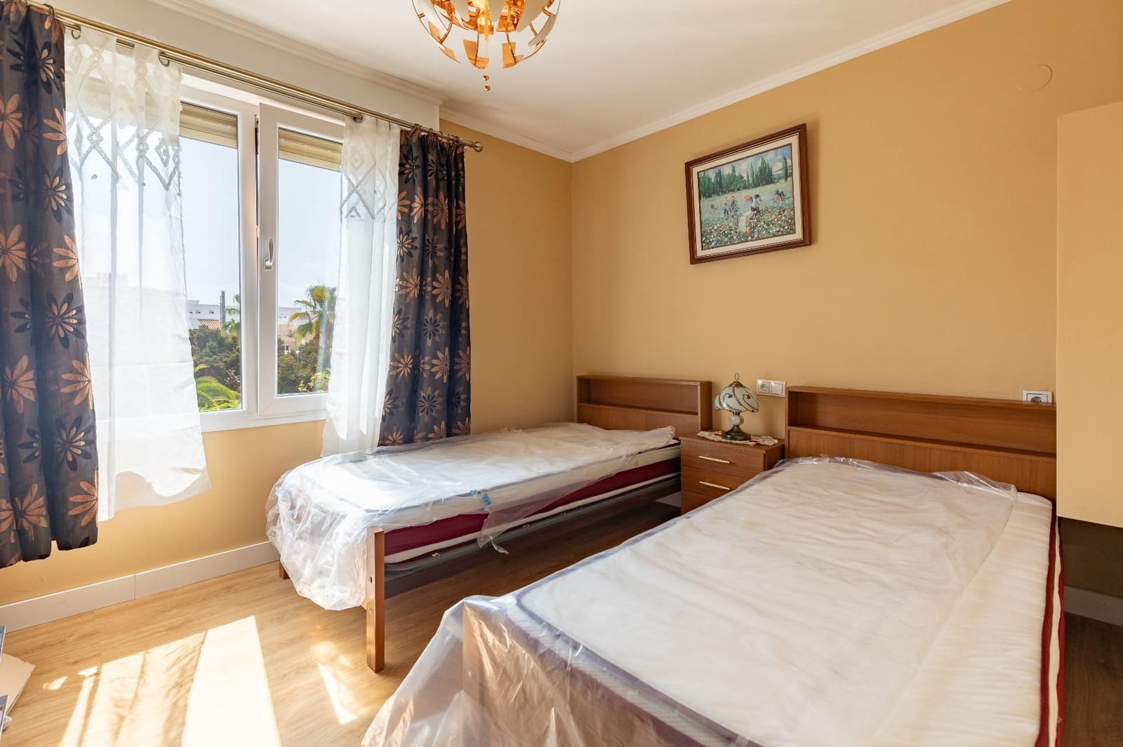 4 bedroom Flat for sale in Sagunto / Sagunt - € 180,000 (Ref: 9497583)