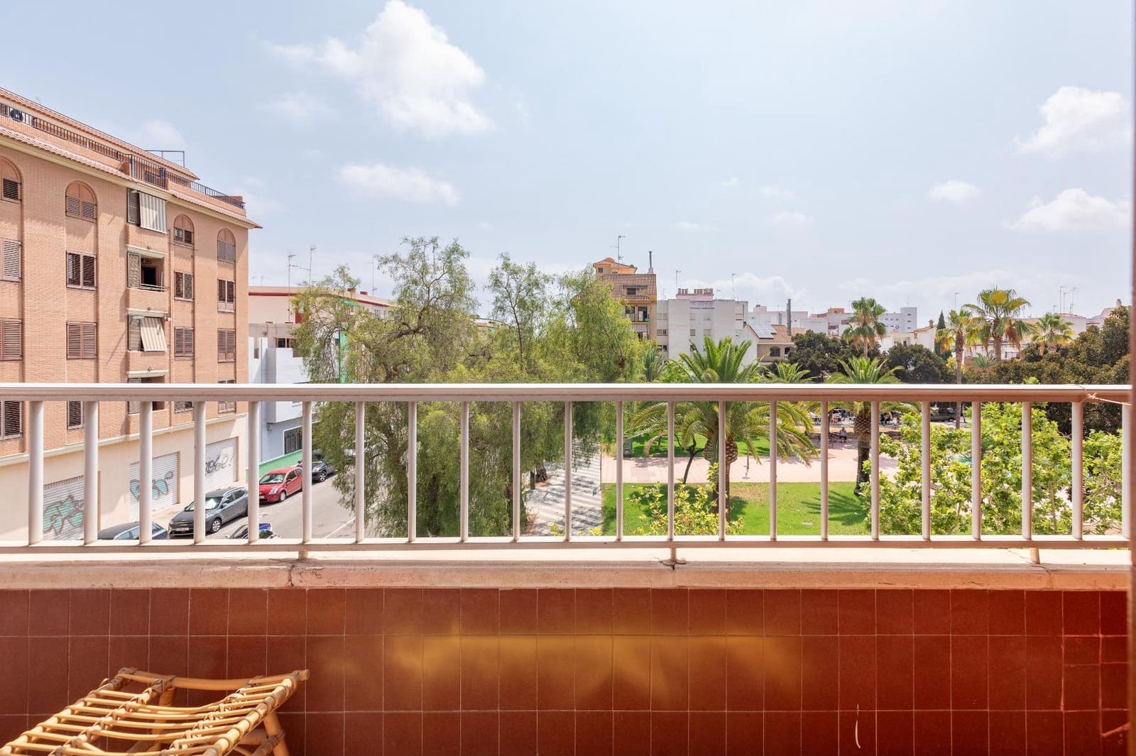 4 bedroom Flat for sale in Sagunto / Sagunt - € 180,000 (Ref: 9497583)