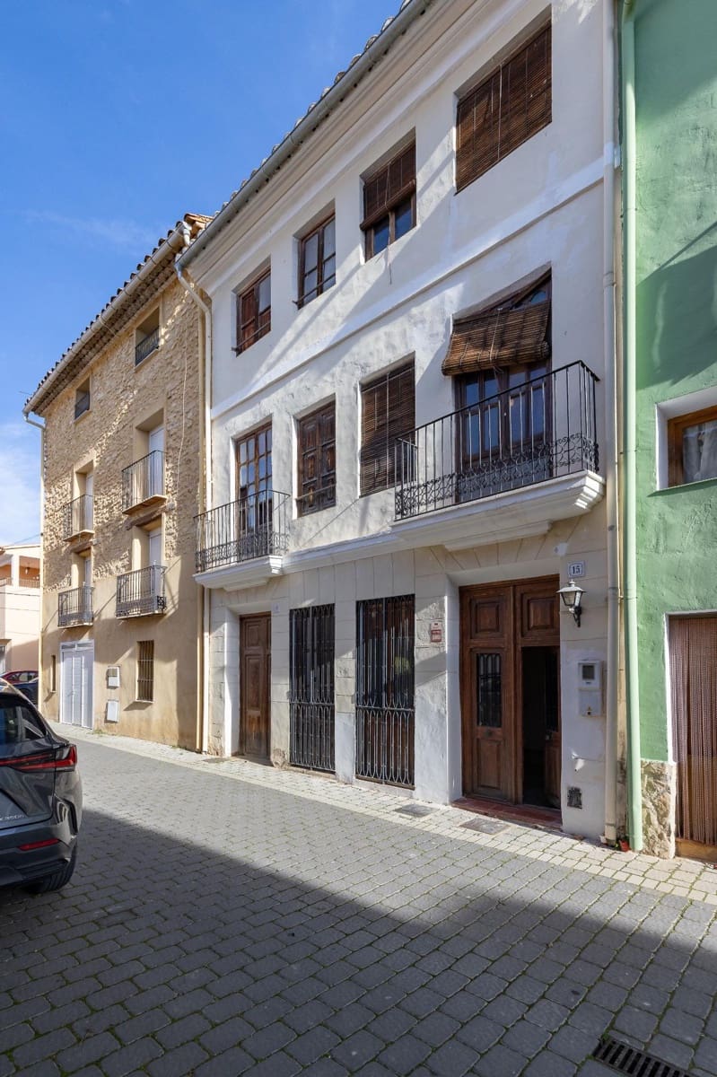 4 Zimmer Haus zu verkaufen in Aras de los Olmos - 150.000 € (Ref: 9499052)