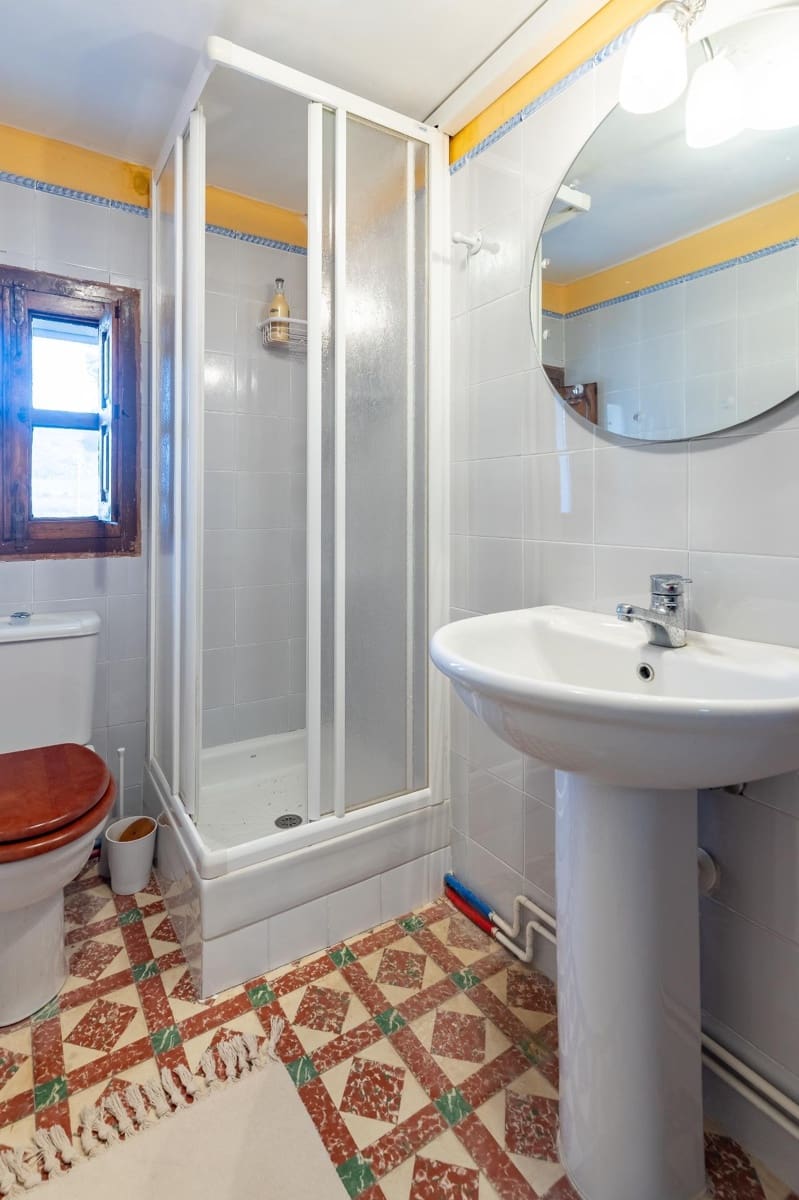 4 Zimmer Haus zu verkaufen in Aras de los Olmos - 150.000 € (Ref: 9499052)