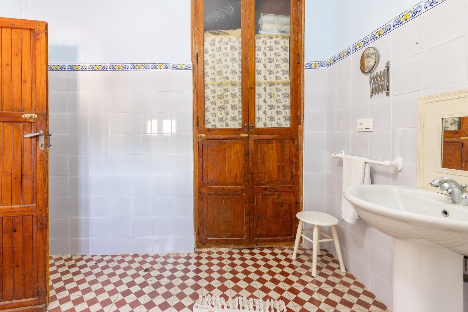 4 Zimmer Haus zu verkaufen in Aras de los Olmos - 150.000 € (Ref: 9499052)