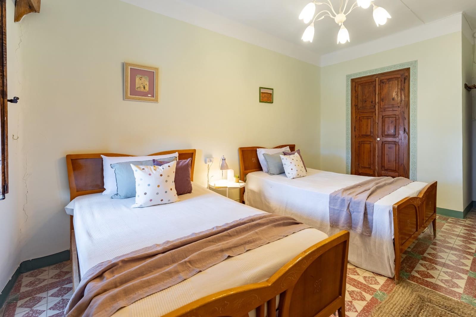 4 Zimmer Haus zu verkaufen in Aras de los Olmos - 150.000 € (Ref: 9499052)