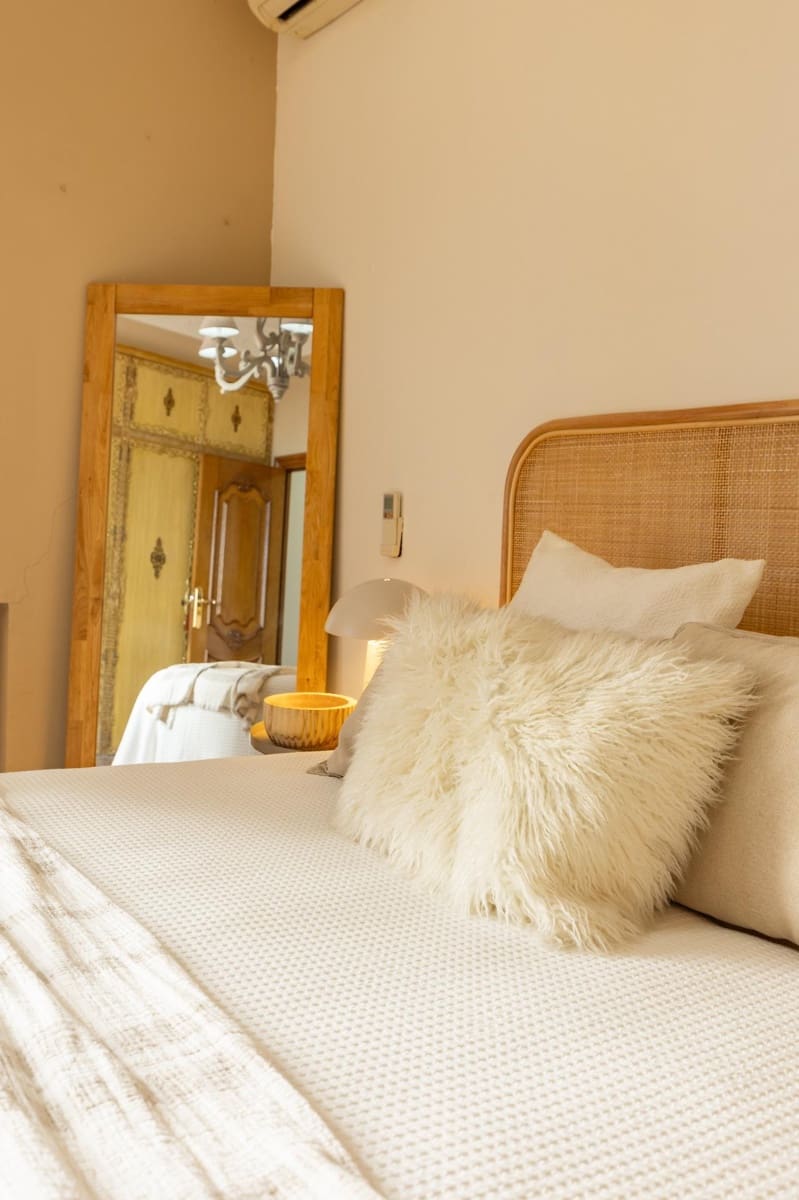 7 soverom Villa til salgs i Requena med svømmebasseng garasje - € 525 000 (Ref: 9519260)