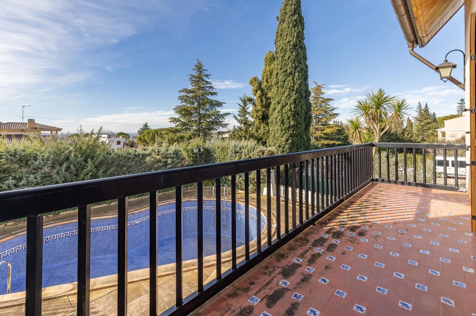 7 soverom Villa til salgs i Requena med svømmebasseng garasje - € 525 000 (Ref: 9519260)